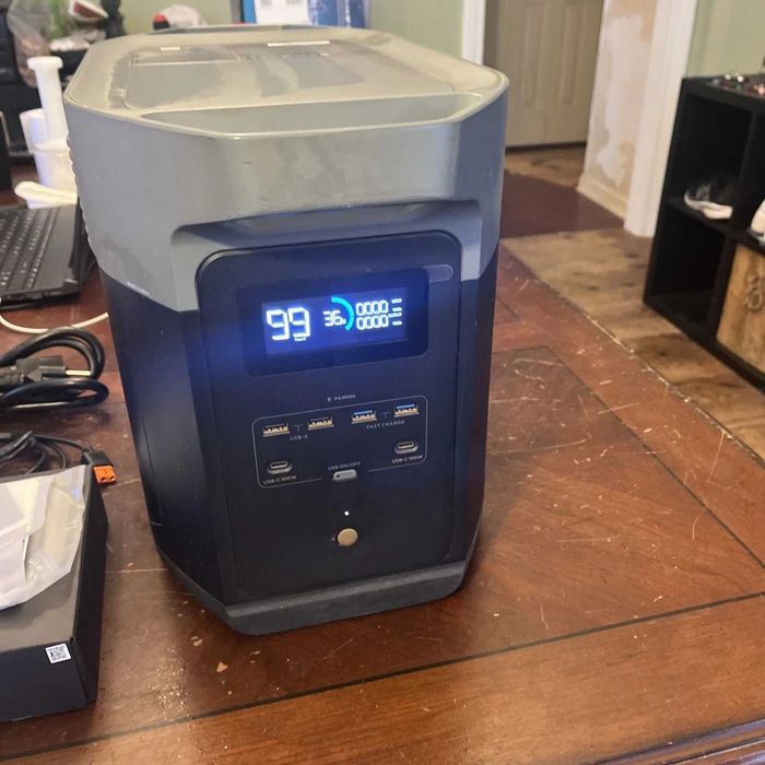 Портативная зарядная станция EcoFlow DELTA 2 Max