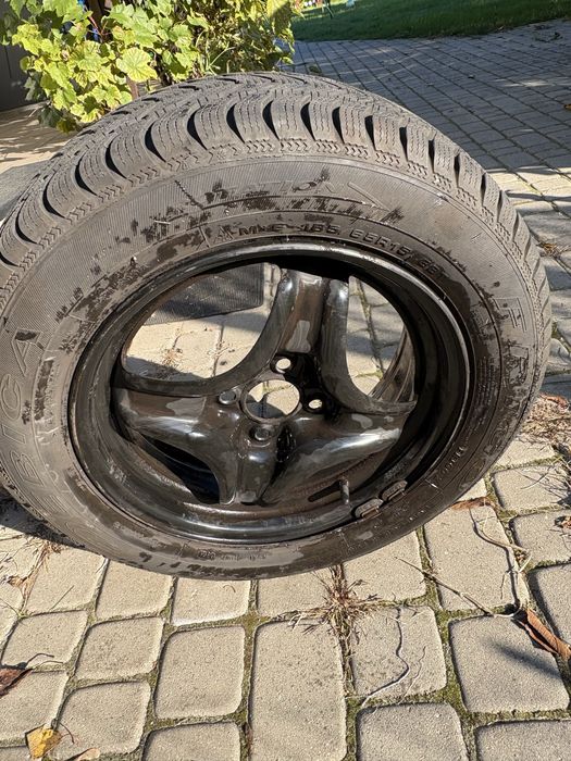 Opony zimowe 15”185/65