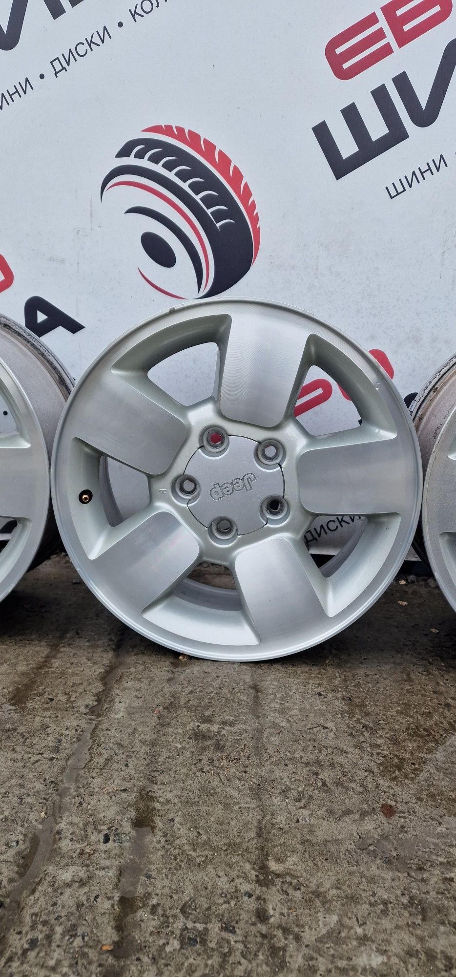 Литі Диски R17 5×127 ID 242 (Dodge Journey,Jeep Kompas,Cherokee) Склад