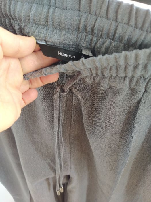 Calças pantalonas cinzentas, elegantes e confortáveis -Vilanova-Tam.40