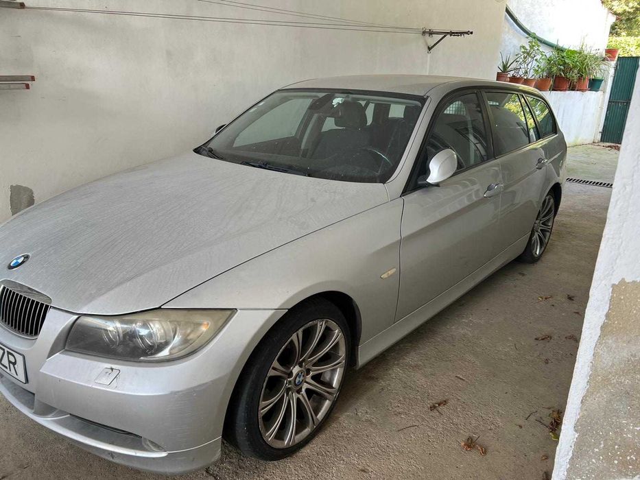 Vende-se BMW 320d