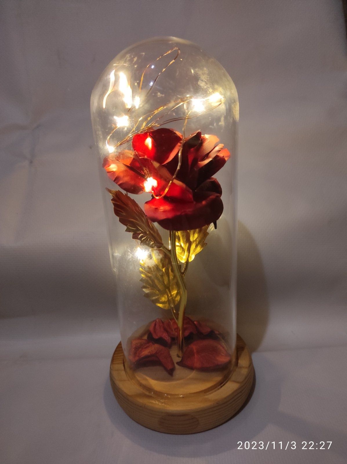 Роза в колбе с LED подсветкой