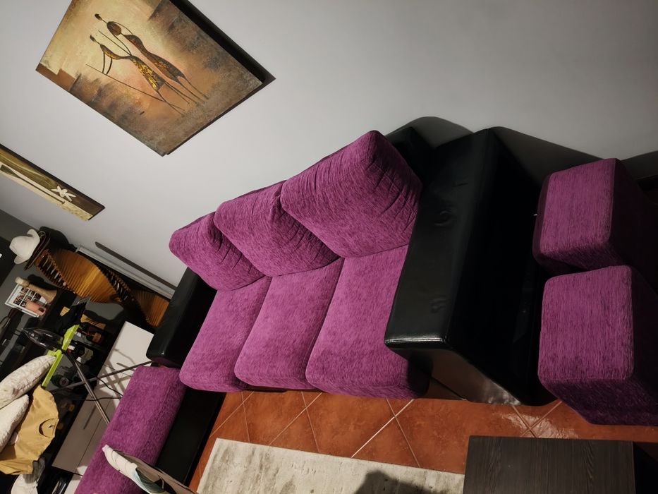 Vendo sofá com dois bancos