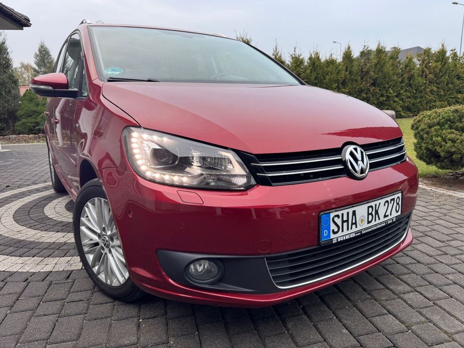 Volkswagen Touran LIFT 1,2 Ben 105km Klima ALUSY BEZWYPADKOWY Navi Niemcy LIFT