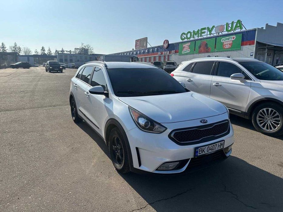 Kia Niro Кіа Ніро 2018 рік Гібрид