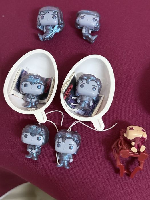 Stranger Things Kinder Joy