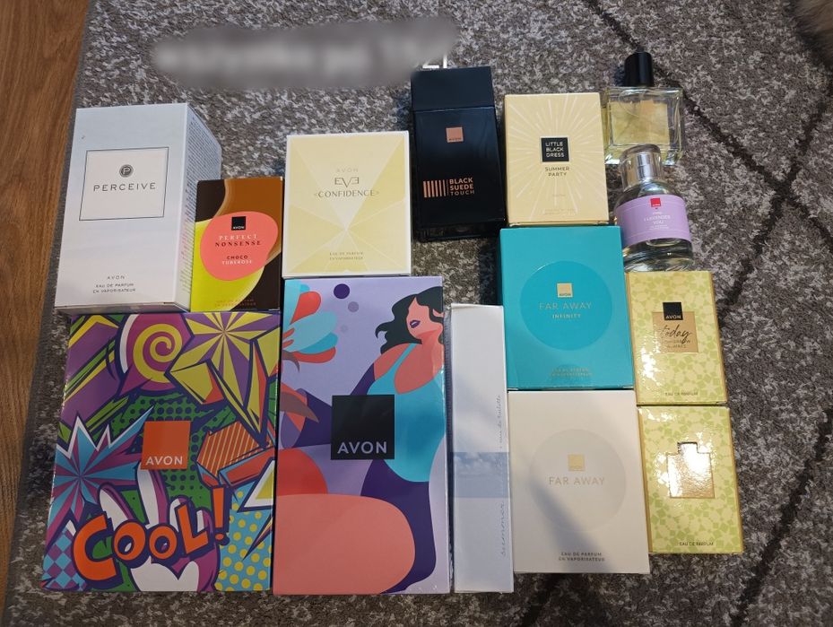 Zestaw kosmetyków Avon