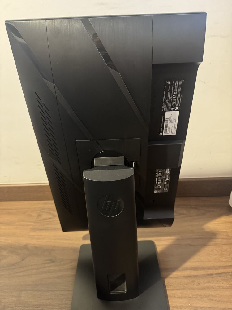Monitor gamer HP 24” COMO NOVO Negociavel