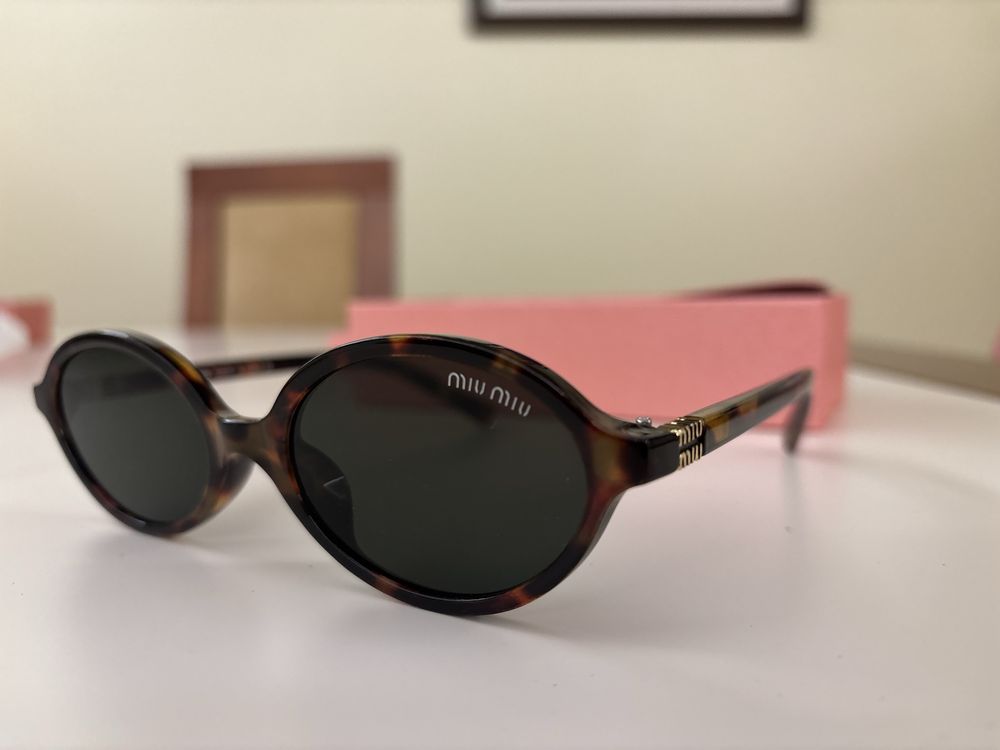 Oculos de Sol Miu Miu