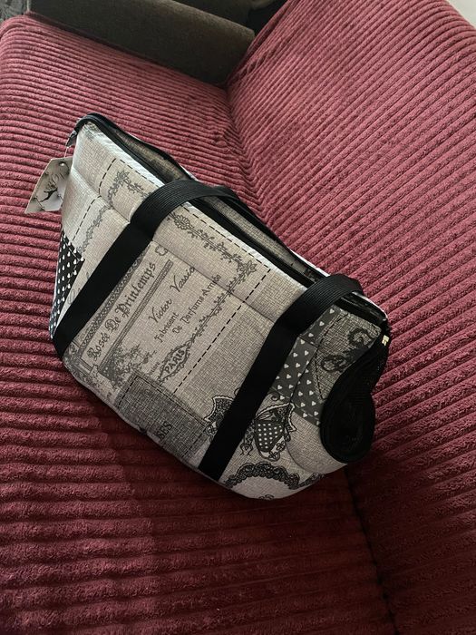 Переноска для тваринок