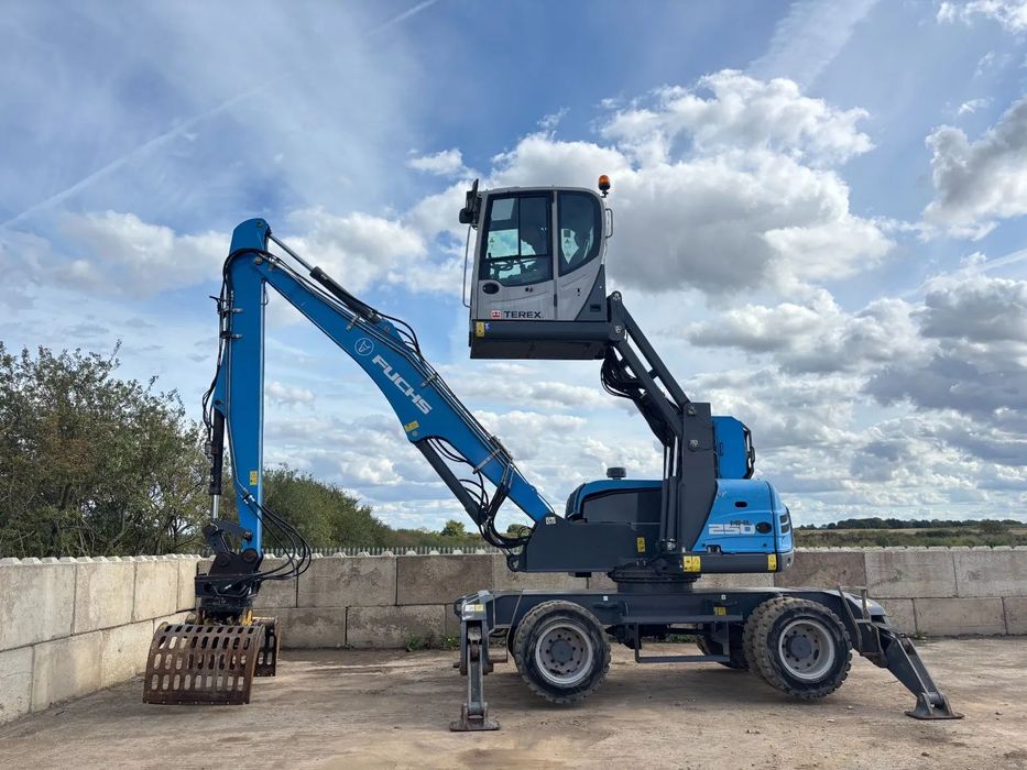 Fuchs MHL 250  maszyna przeładunkowa, podpory, Deutz, chwytak obrotowy, pełne opony