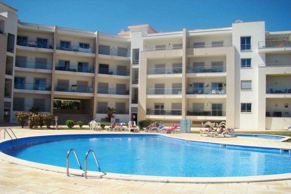 T1  em Albufeira com piscina - mensal