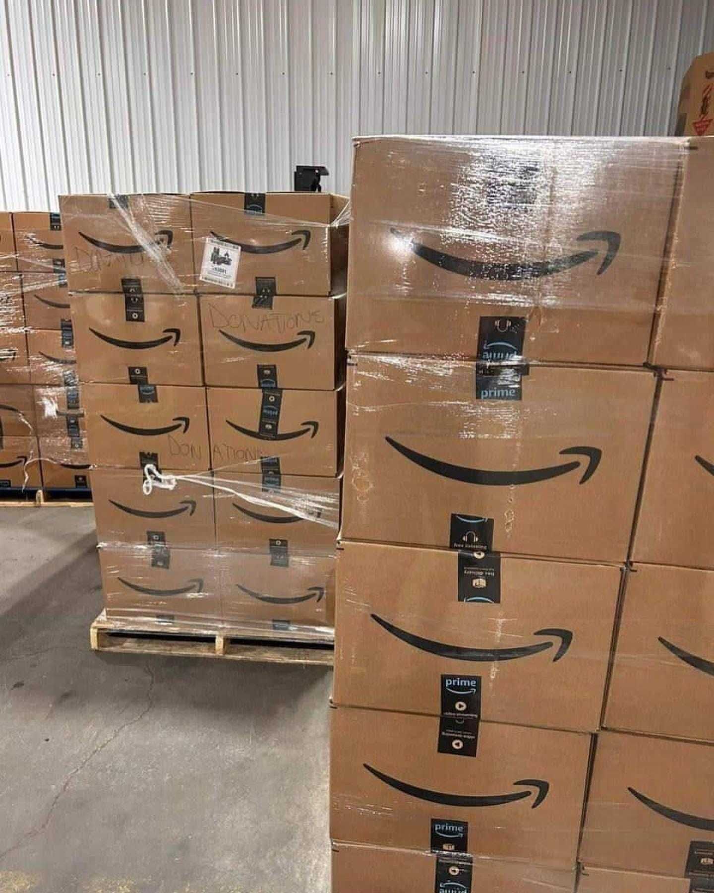 Amazon potężna paleta od ręki maksymalnie wysoka 200 cm RETURY KLASA A