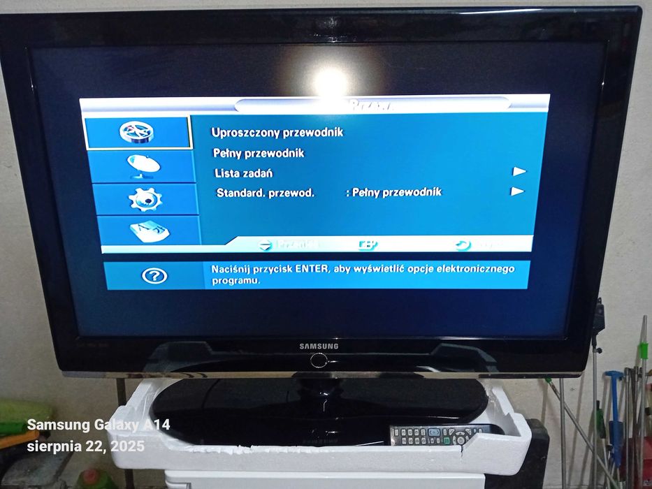 Samsung 37cali LE37M87BD,FullHD,na działkę,do garażu lub na części.