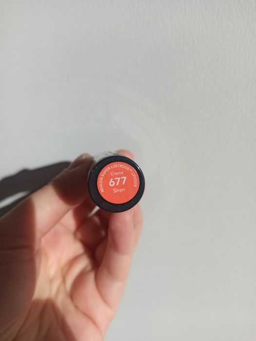 Revlon pomadka Super Lustrous 677 Siren NOWA