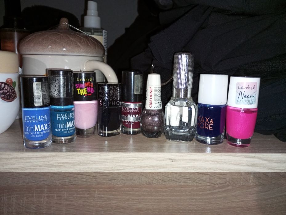 Zestaw lakierów do paznokci 9 sztuk lovely Eveline Sephora