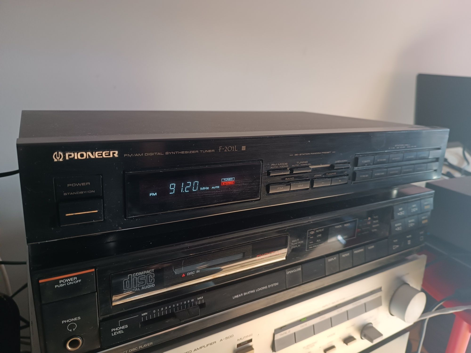 Rádio/Tuner Pioneer F-201L
