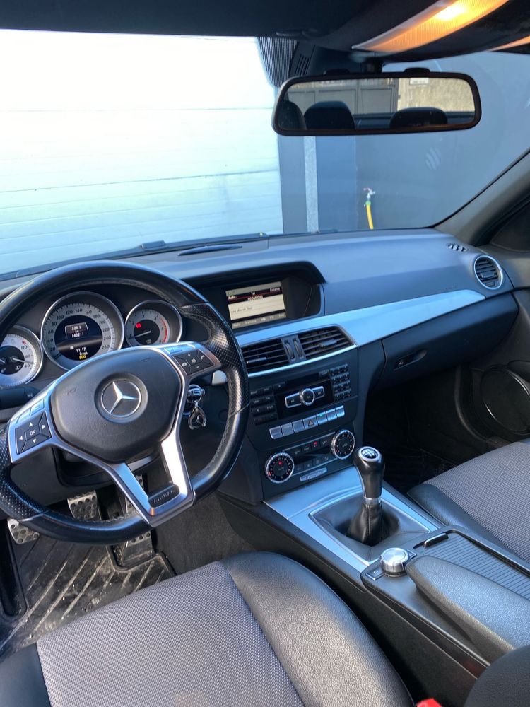 Mercedes C220 AMG