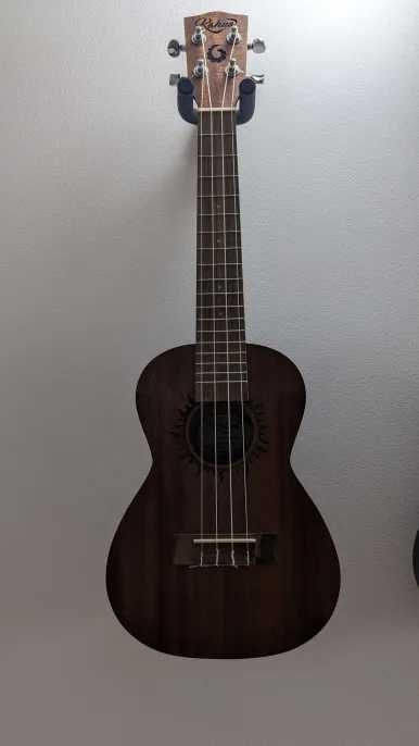 Ukulele koncertowe z drzewa mahoniowego Kahua KA-24 M SE