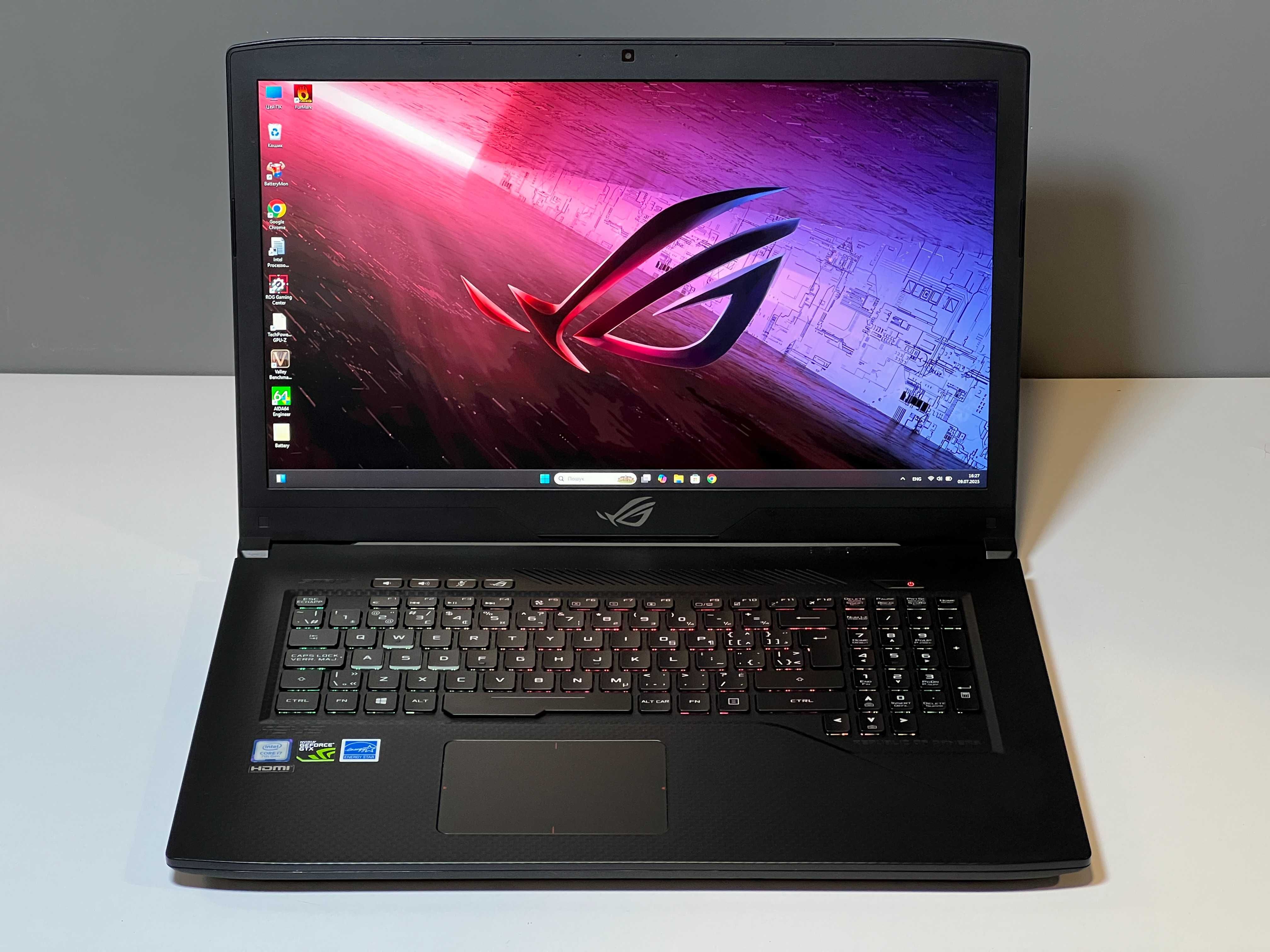 Asus ROG Strix GL703VD 17"120Hz/i7-7700HQ/16GB/256SSD+1Tb/GTX 1050 4Gb