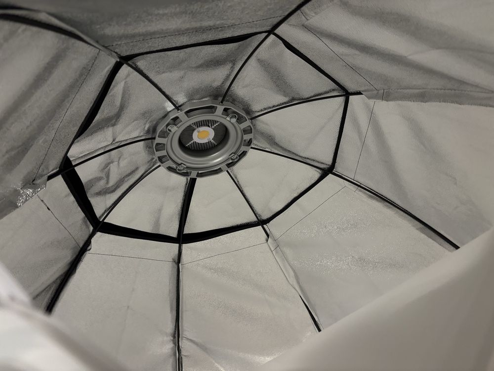 VideoLED 600| Softbox octa 120| Nadajnik 2,4GHz Quadralite| statyw