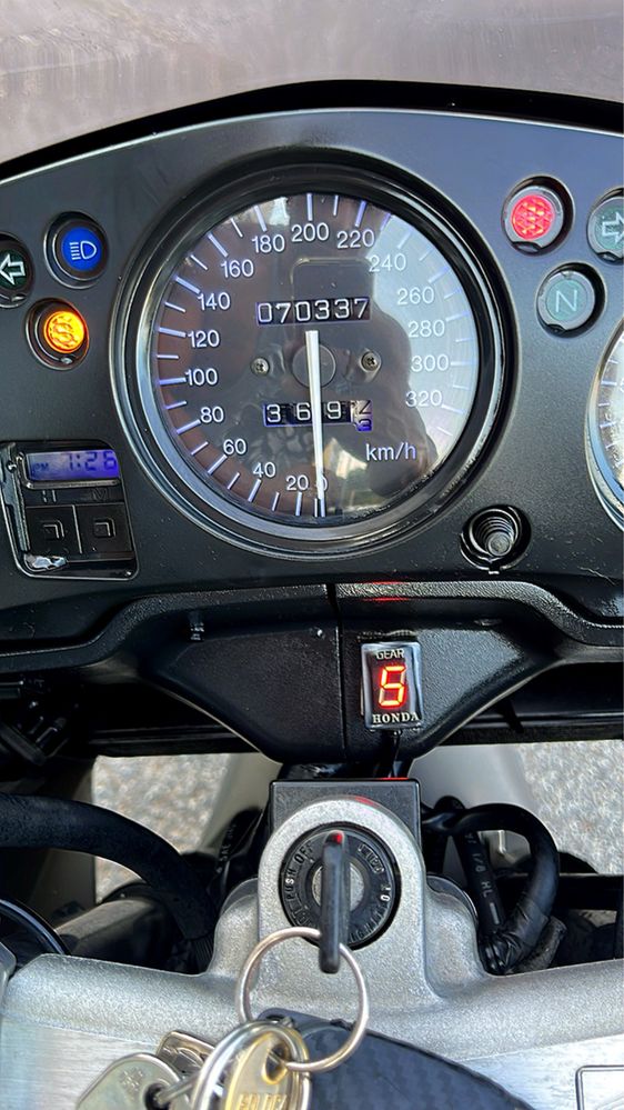 Cbr xx 1100 super black bird