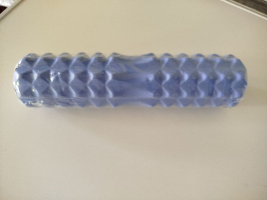 Массажный валик для самомассажа и тренировки