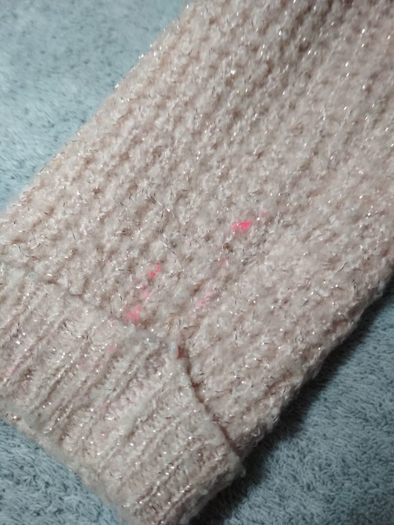 Różowy pudrowy sweterek dziewczecy 116-122 in extenso