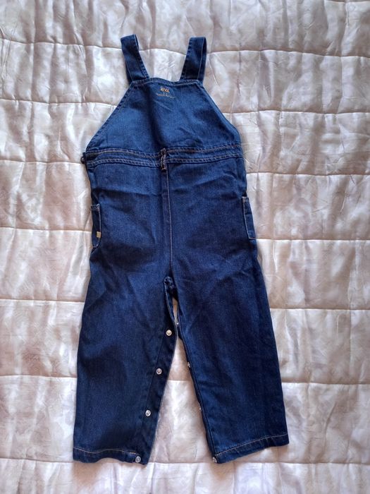 Jardineiras de ganga, 24 meses