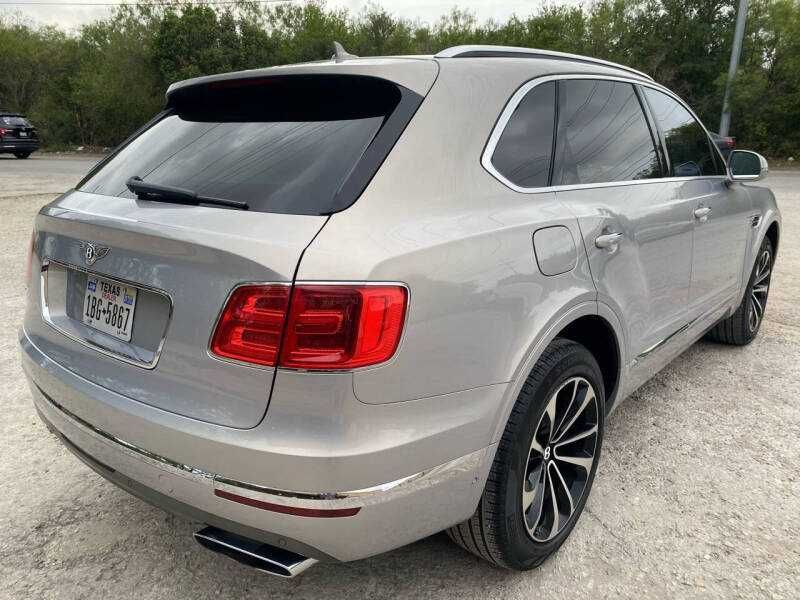 2017 Bentley Bentayga