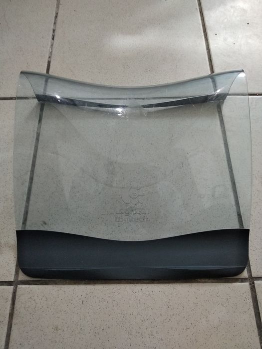 Подставка для ноутбука,планшета Logitech Alto Express