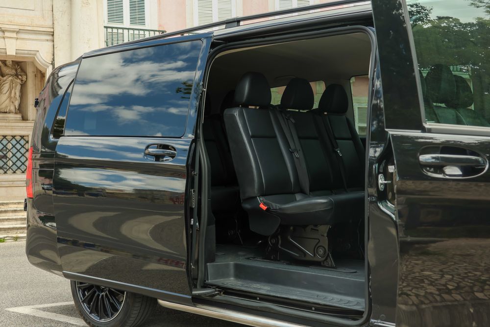 Mercedes Vito Toure