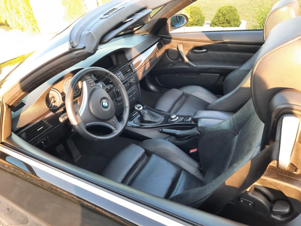 BMW 325i Cabrio E93 l 218KM l Manual l Bogate Wyposażenie