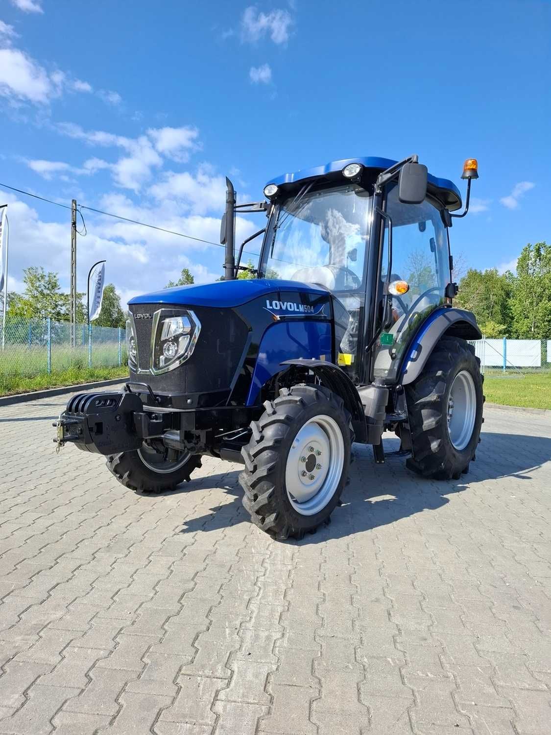 Ciągnik Rolniczy Lovol M504 bez DPF i Ad blue Perkins