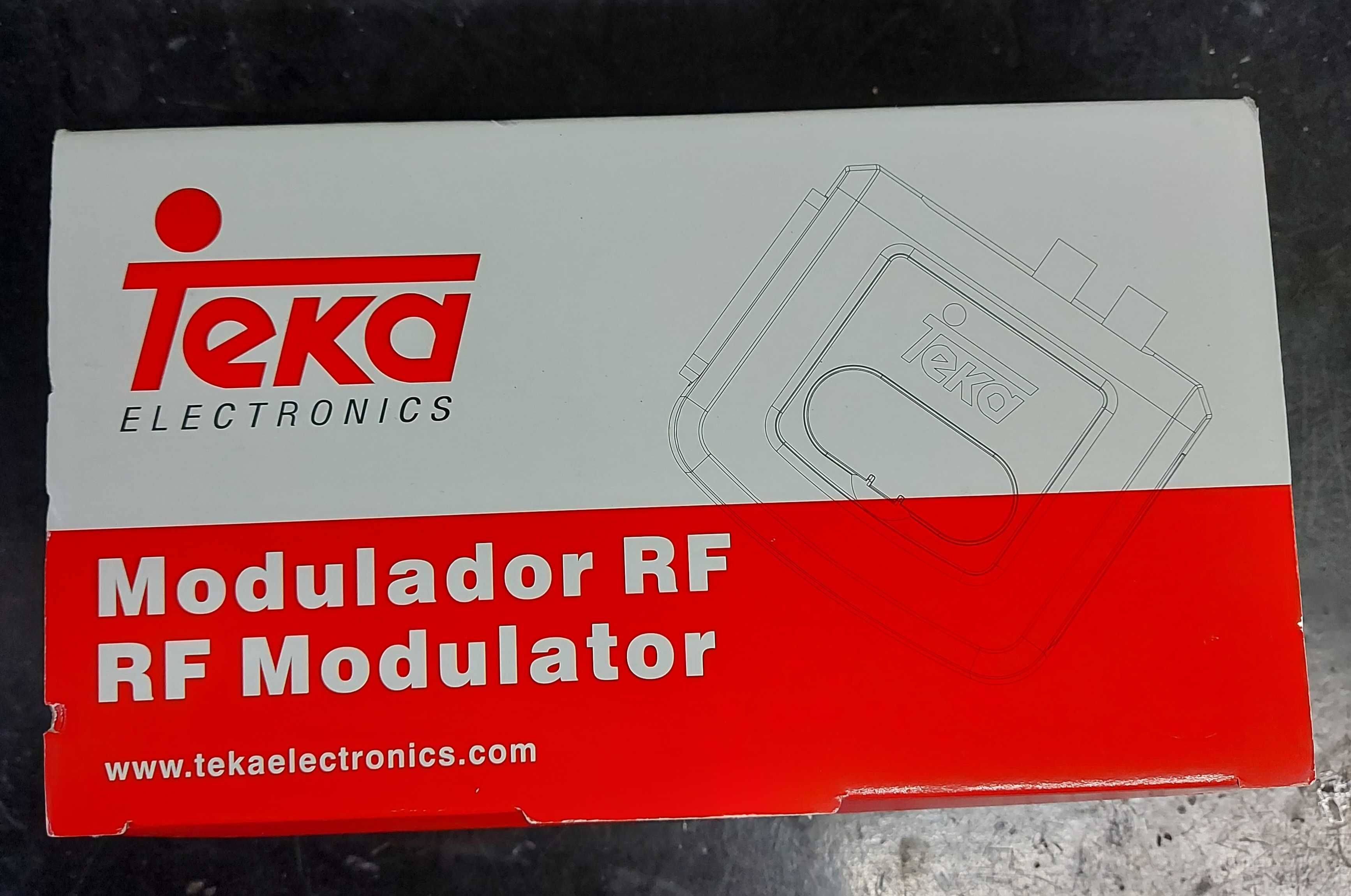 Modulador UHF para ligar uma box a um tv antigo sem canais digitais.