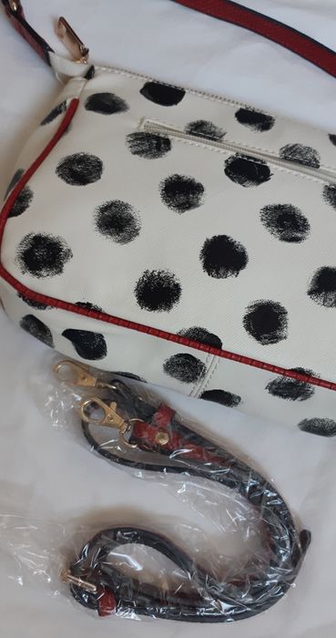 Duas bolsas pequenas