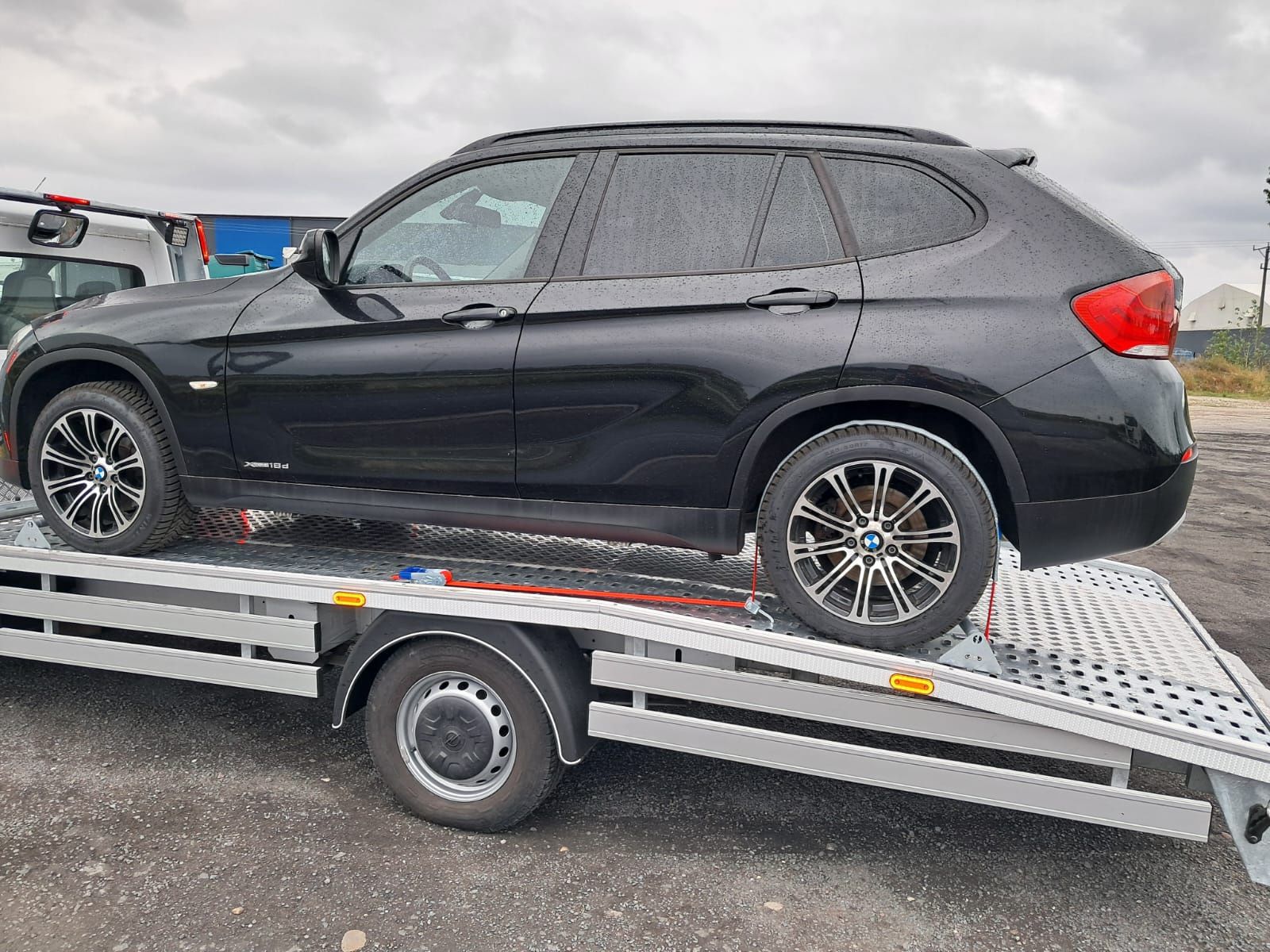 Bmw X1 idelna 2.0xd 143