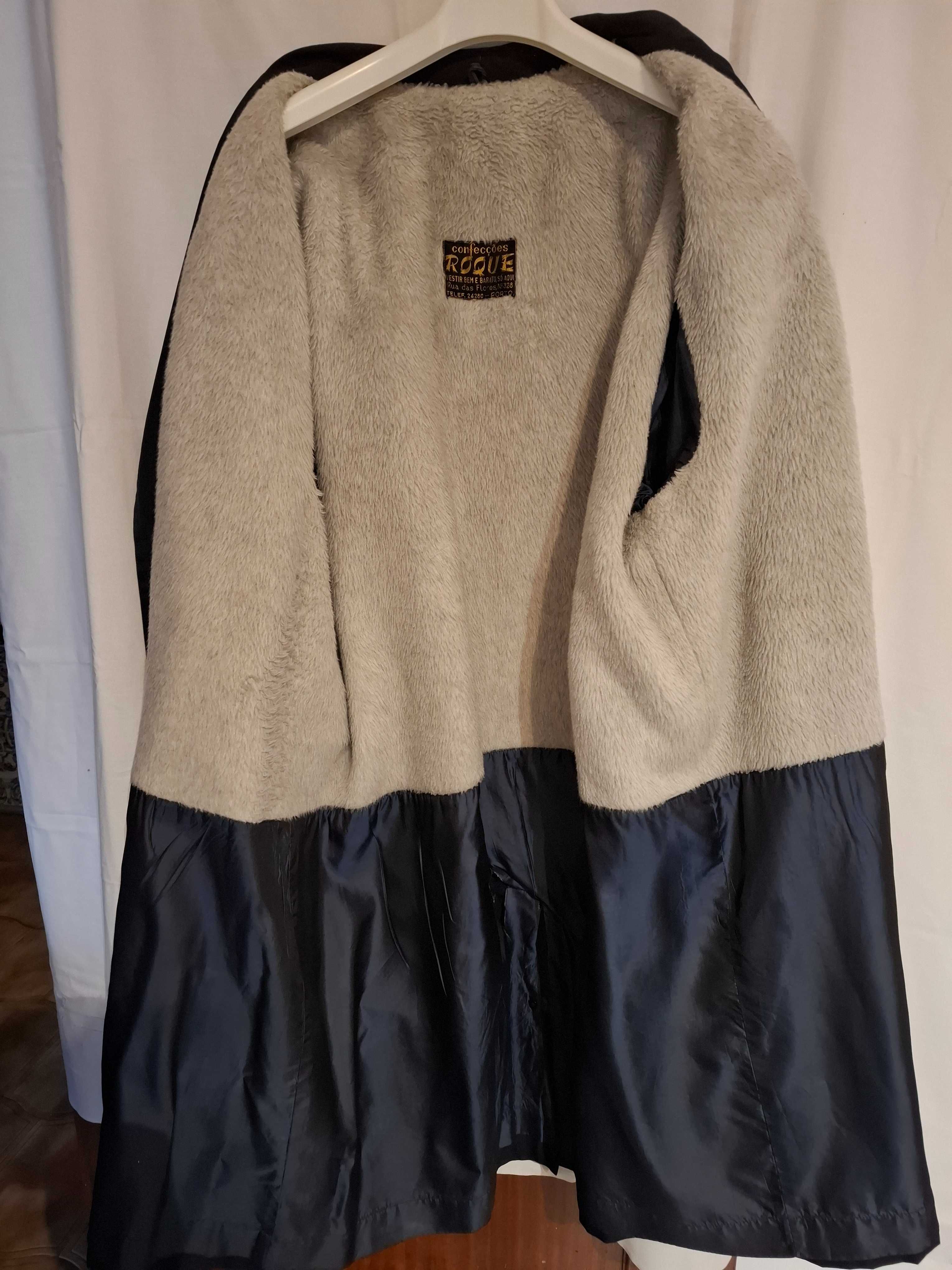 Gabardine homem azul-escuro