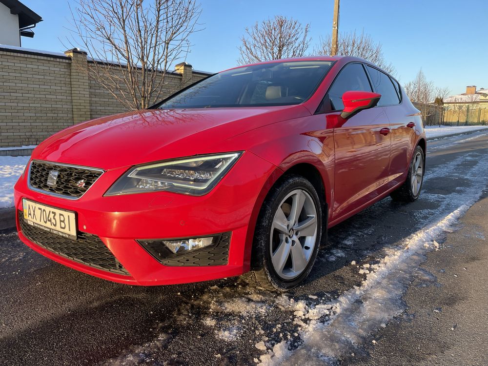 Продам автомобиль Seat Leon 2014 1.8 Turbo FR