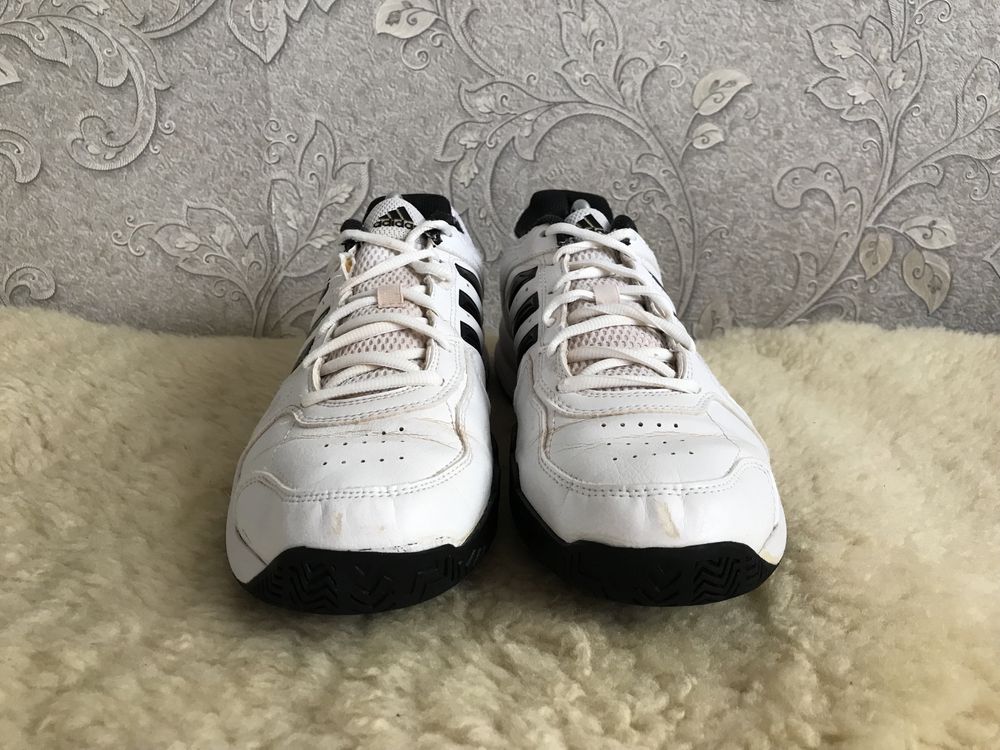 Кроссовки Adidas для волейбола, зала тенниса грунту 42,5 42 27 26,5