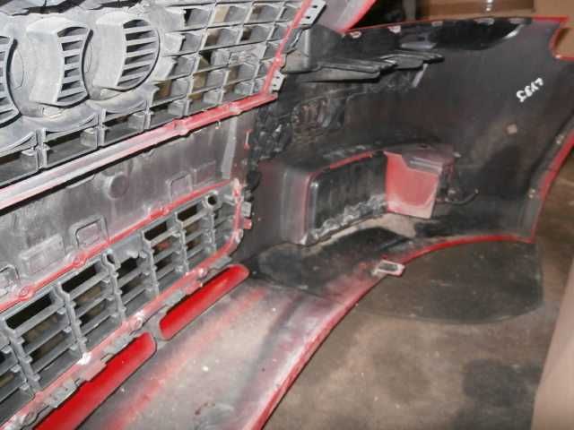 audi A3 8P Sline 05-08 zderzak przedni czerwony LY3J