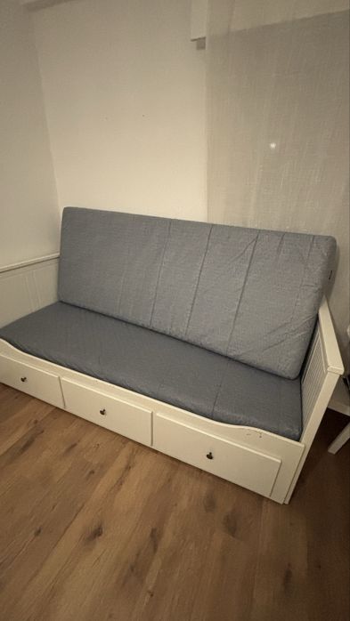 Cama Ikea Hemnes em perfeito estado