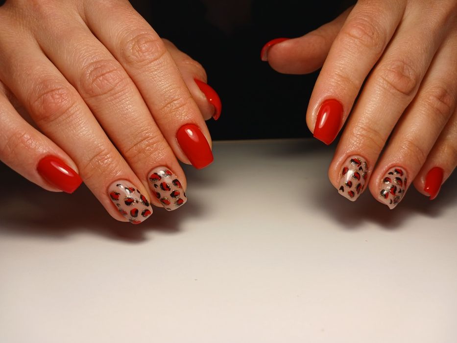 Манікюр.Гкль-лак.Крєс.