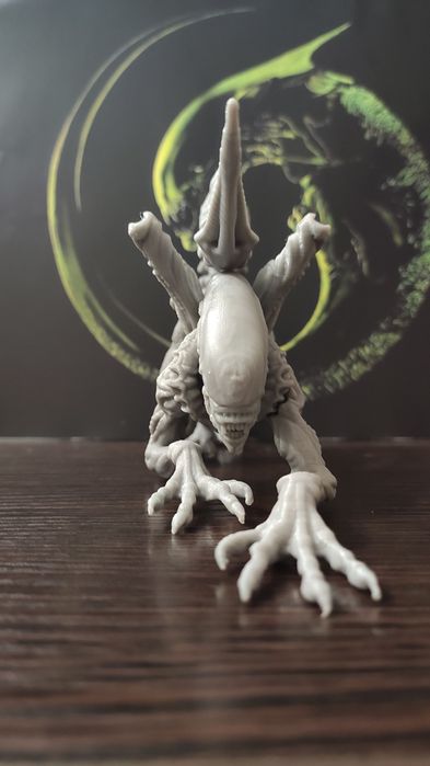 Фигурка Чужой Alien 24см в длинну