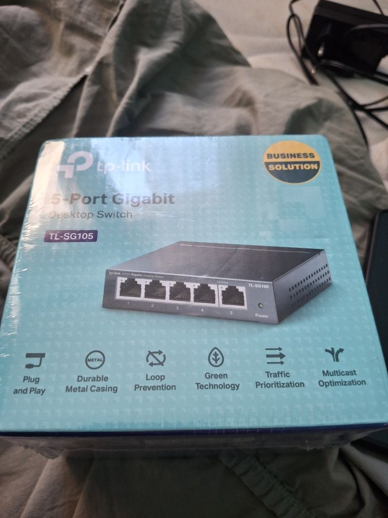 Switch TP-LINK TL-SG105 nowy, folia