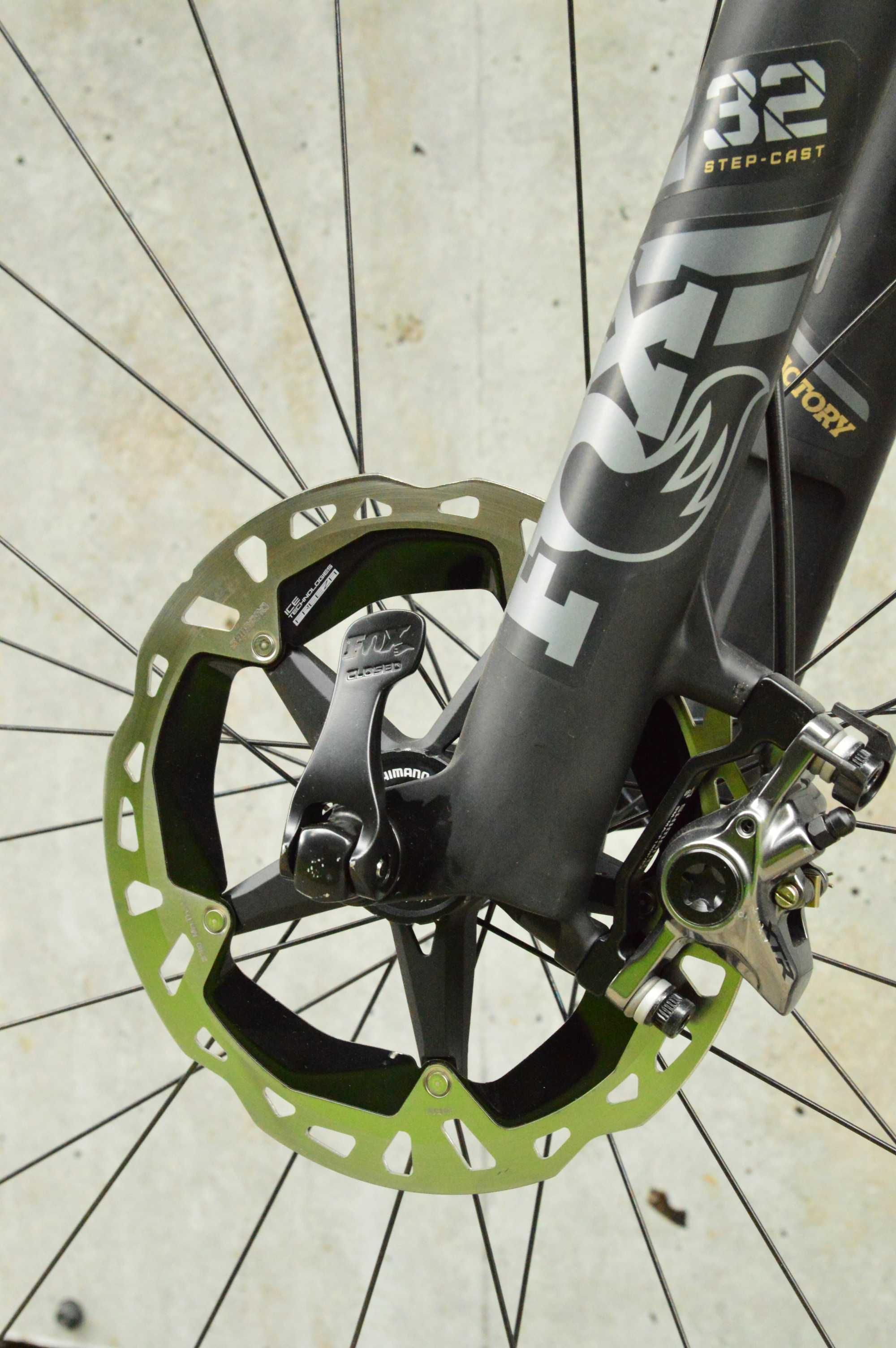 ROSE Thrill Hill 4 XTR 1x12 FOX 32 100 DT Swiss XRC 1501 + DT240 M