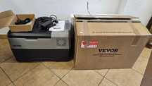 Lodówka turystyczna 30L VEVOR 12/24V 230V Samochodowa Turystyczna 45W