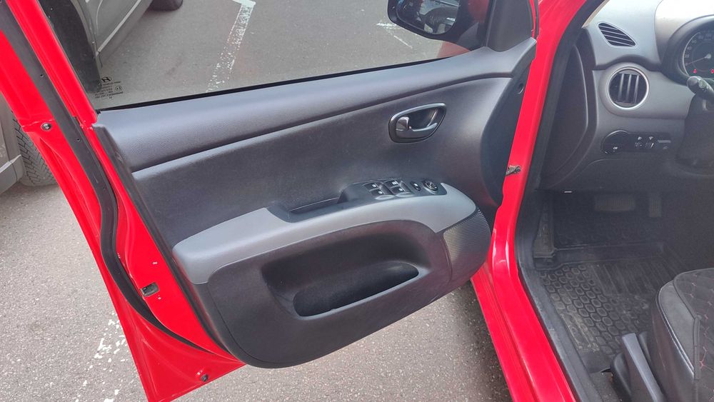 Hyundai i10 2012 Automatic