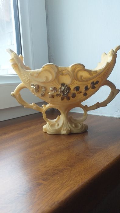 Декоративна ваза лодочка