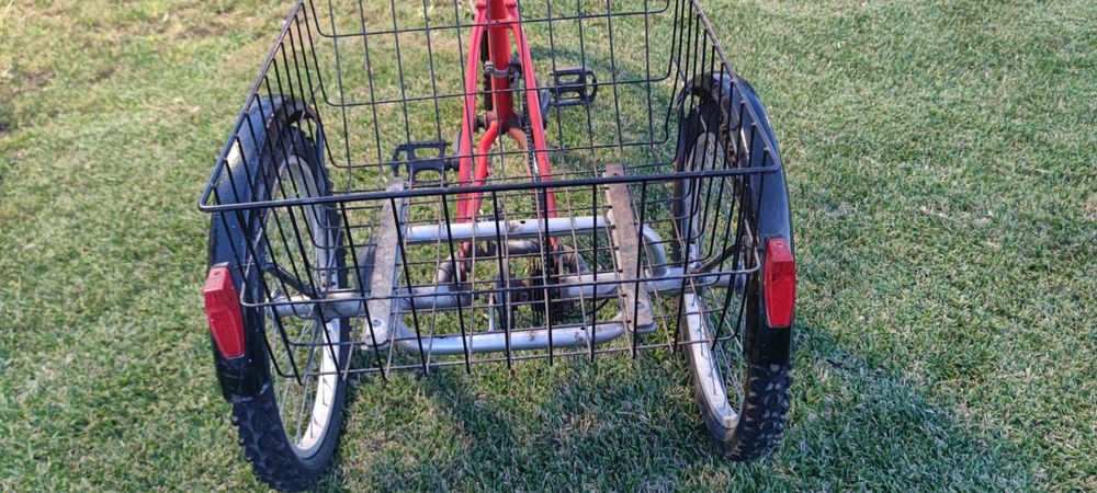 Bicicleta triciclo (3 rodas)